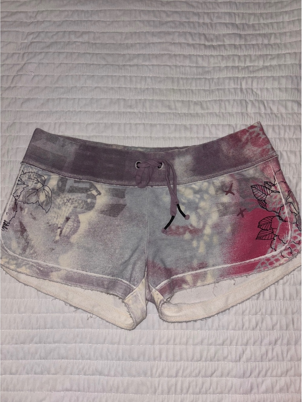 Lucky Brand Women’s Floral Graphic Lounge Shorts L Made in USA Y2K Boho